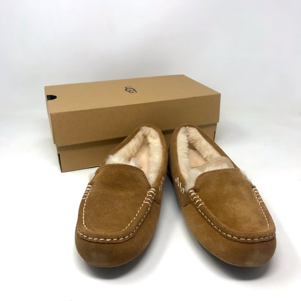 Ugg Women's Ansley Moccasins Chestnut Size 7